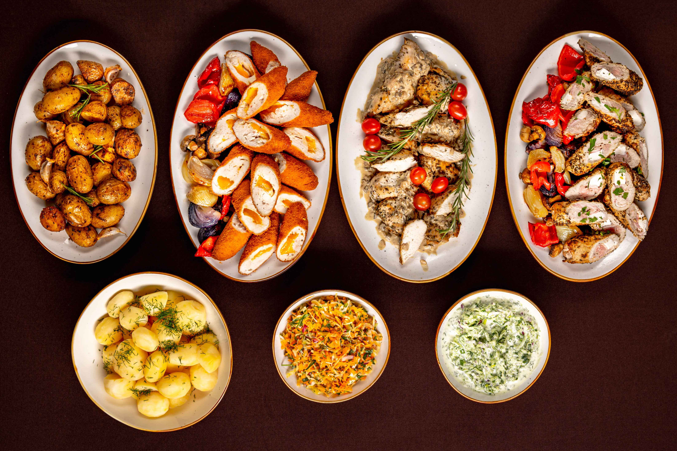 zestaw mięs i dodatków dla 10-13 osób, menu catering ciepły